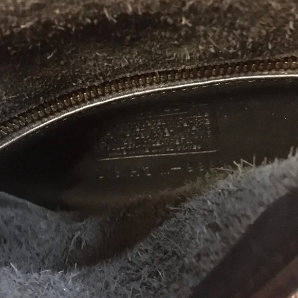 Vintage Coach Classic Black Leather Shoulder Bag - Picture 7 of 8